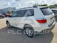 2013 Toyota Highlander фото