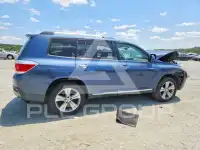 2013 Toyota Highlander фото