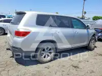2013 Toyota Highlander фото