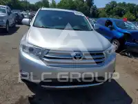 2013 Toyota Highlander фото