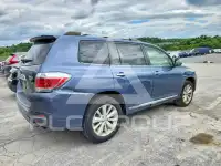 2013 Toyota Highlander фото