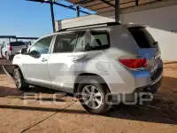 2013 Toyota Highlander фото