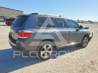 2013 Toyota Highlander photo