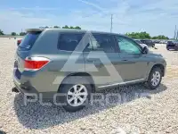 2013 Toyota Highlander photo