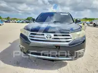 2013 Toyota Highlander фото