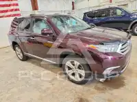2013 Toyota Highlander фото