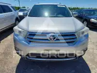 2013 Toyota Highlander photo