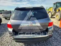 2013 Toyota Highlander фото