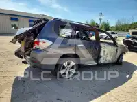 2013 Toyota Highlander photo