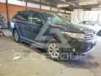 2013 Toyota Highlander фото
