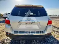 2013 Toyota Highlander фото