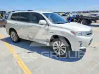 2013 Toyota Highlander photo