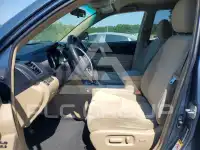 2013 Toyota Highlander photo