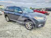 2013 Toyota Highlander фото
