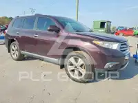 2013 Toyota Highlander фото