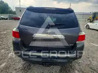 2013 Toyota Highlander фото