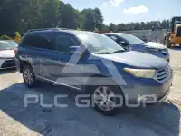 2013 Toyota Highlander photo