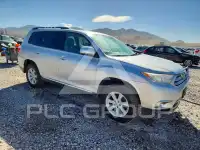 2013 Toyota Highlander photo