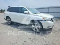 2013 Toyota Highlander фото
