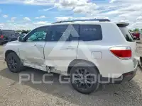 2013 Toyota Highlander фото