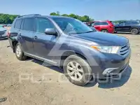 2013 Toyota Highlander фото