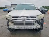 2013 Toyota Highlander photo