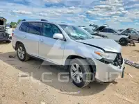 2013 Toyota Highlander фото