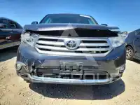 2013 Toyota Highlander photo