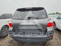 2013 Toyota Highlander photo