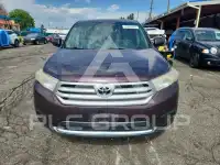 2013 Toyota Highlander фото