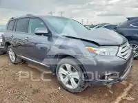 2013 Toyota Highlander photo