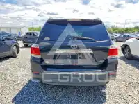 2013 Toyota Highlander фото