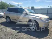 2013 Toyota Highlander фото