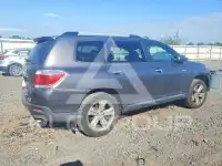 2013 Toyota Highlander фото