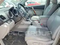 2013 Toyota Highlander фото
