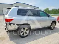 2013 Toyota Highlander фото