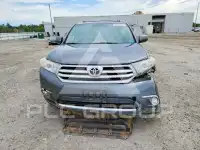 2013 Toyota Highlander фото