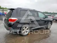 2013 Toyota Highlander photo