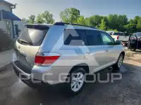 2013 Toyota Highlander фото