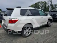 2013 Toyota Highlander photo