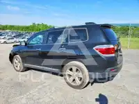 2013 Toyota Highlander фото