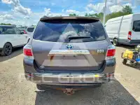2013 Toyota Highlander фото