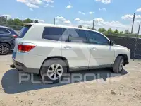 2013 Toyota Highlander фото