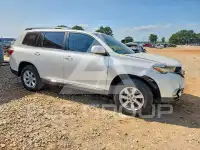 2013 Toyota Highlander photo