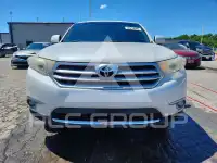 2013 Toyota Highlander фото