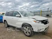2013 Toyota Highlander photo