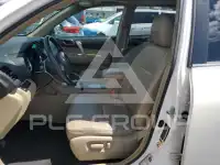 2013 Toyota Highlander фото