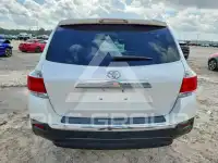 2013 Toyota Highlander photo