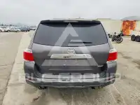 2013 Toyota Highlander фото