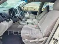 2013 Toyota Highlander photo